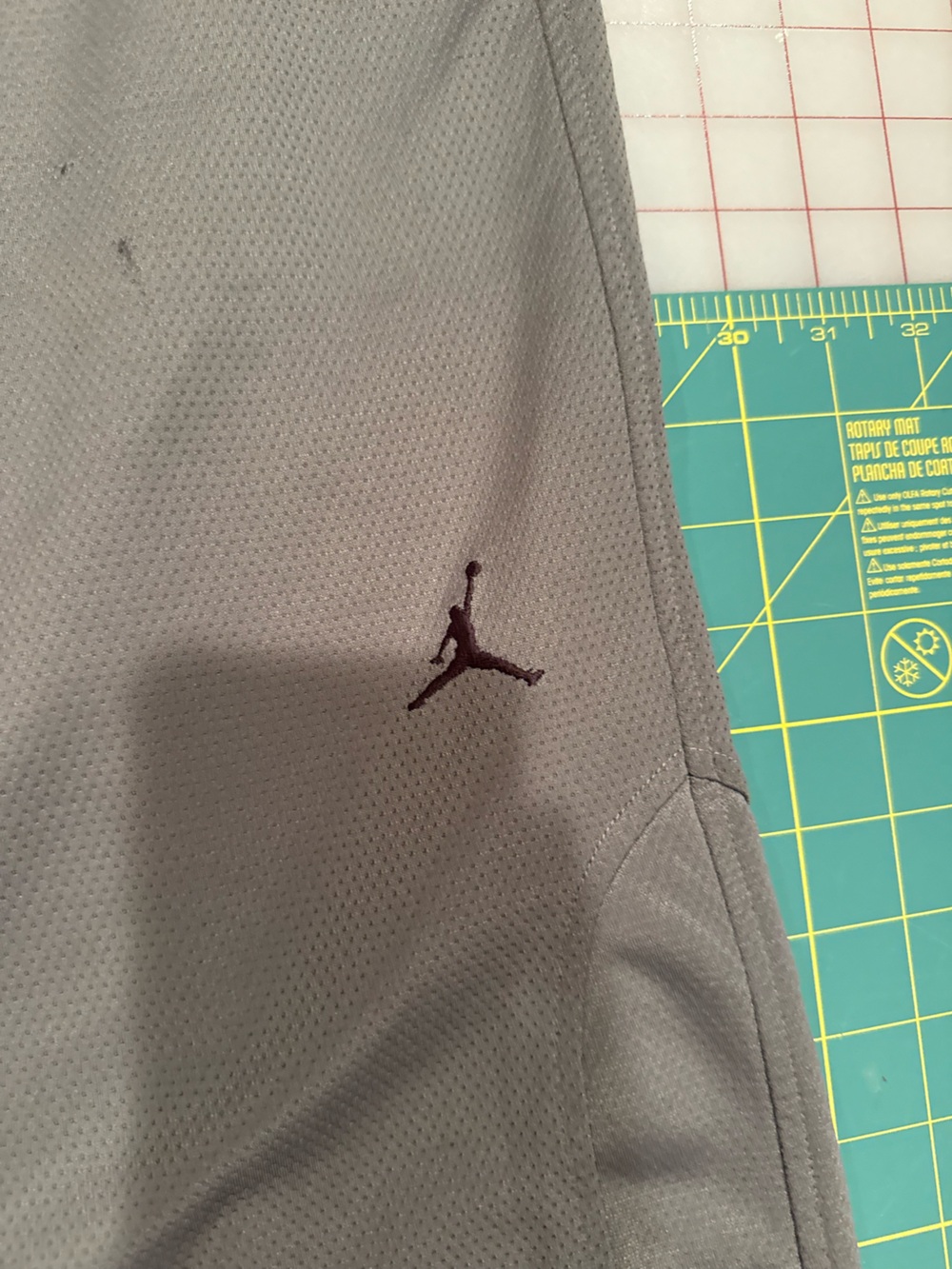 Jordan Men's Gray Athletic Joggers - Picture 5 of 13